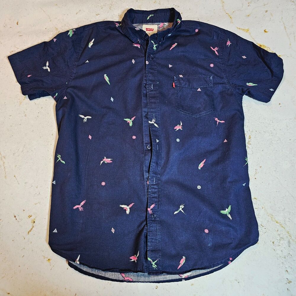 🐦 Levi’s Men's Short Sleeve Button Down – Size M – EUC